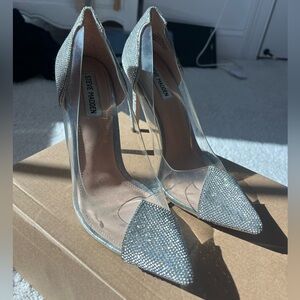 Clear with Silver heel.